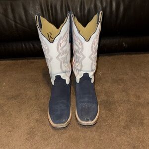 R watson size 8B navy blue with white tops